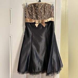 Junior’s occasion dress